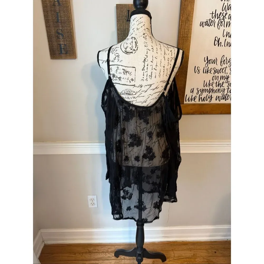 Torrid Women's Embroidered Floral Mesh Cold-Shoulder Swim Cover-up Black Sz 1/1X